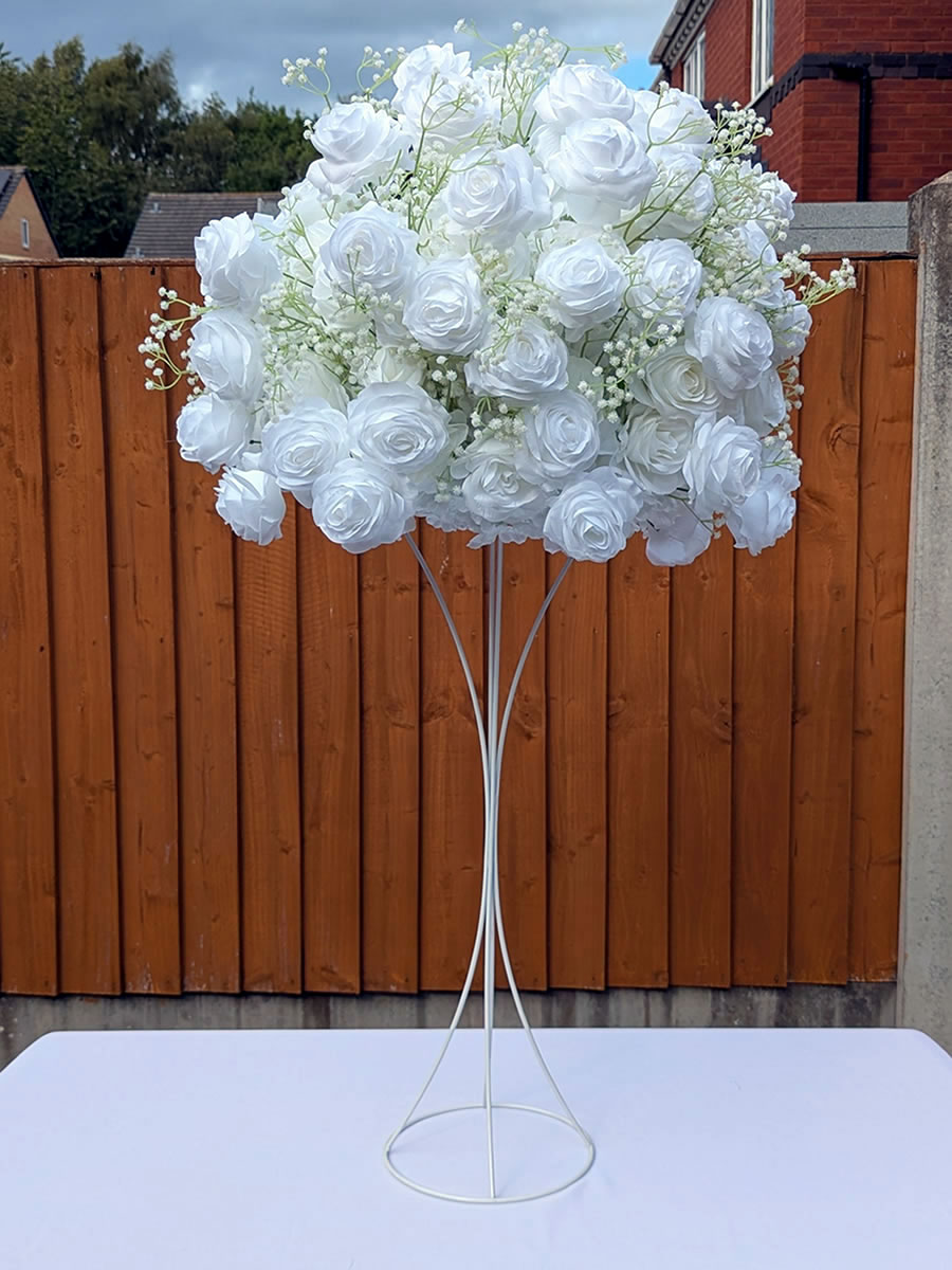 white gypsophila white cage