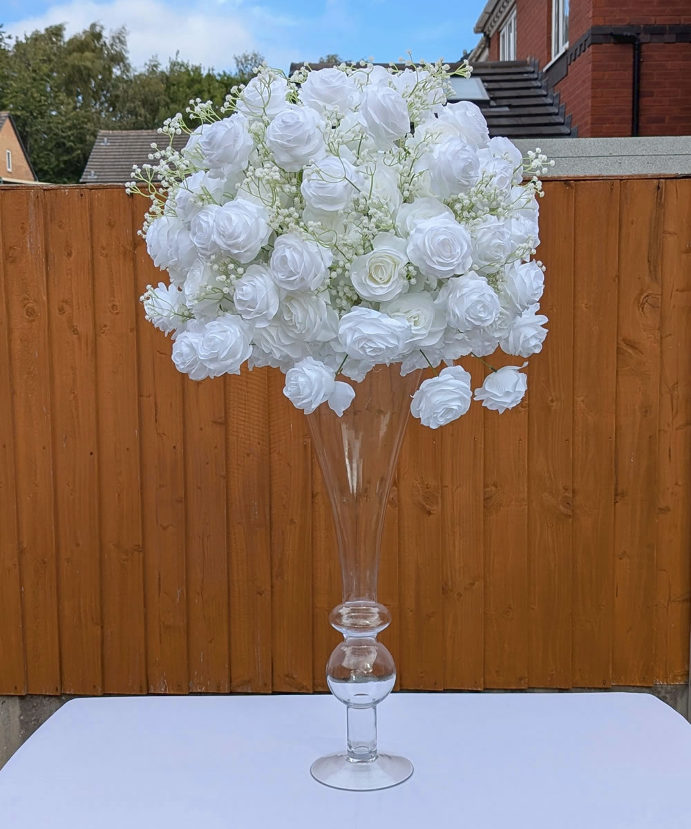 white gypsophilia glass